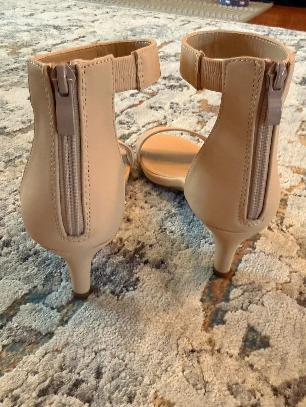 Women’s Beige Open-Toe Pump Heeled Sandals with Ankle Strap Size 6